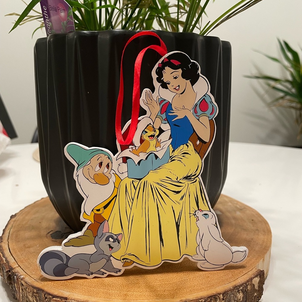- Disney Snow White wood ornament
